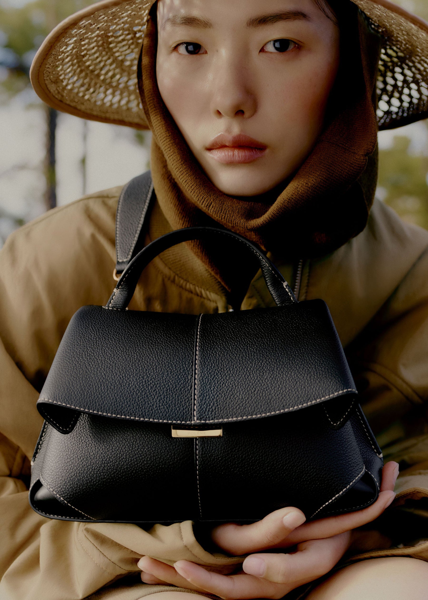 Mokki Mini - Schwarz Nähte Ecru Genarbtes Leder