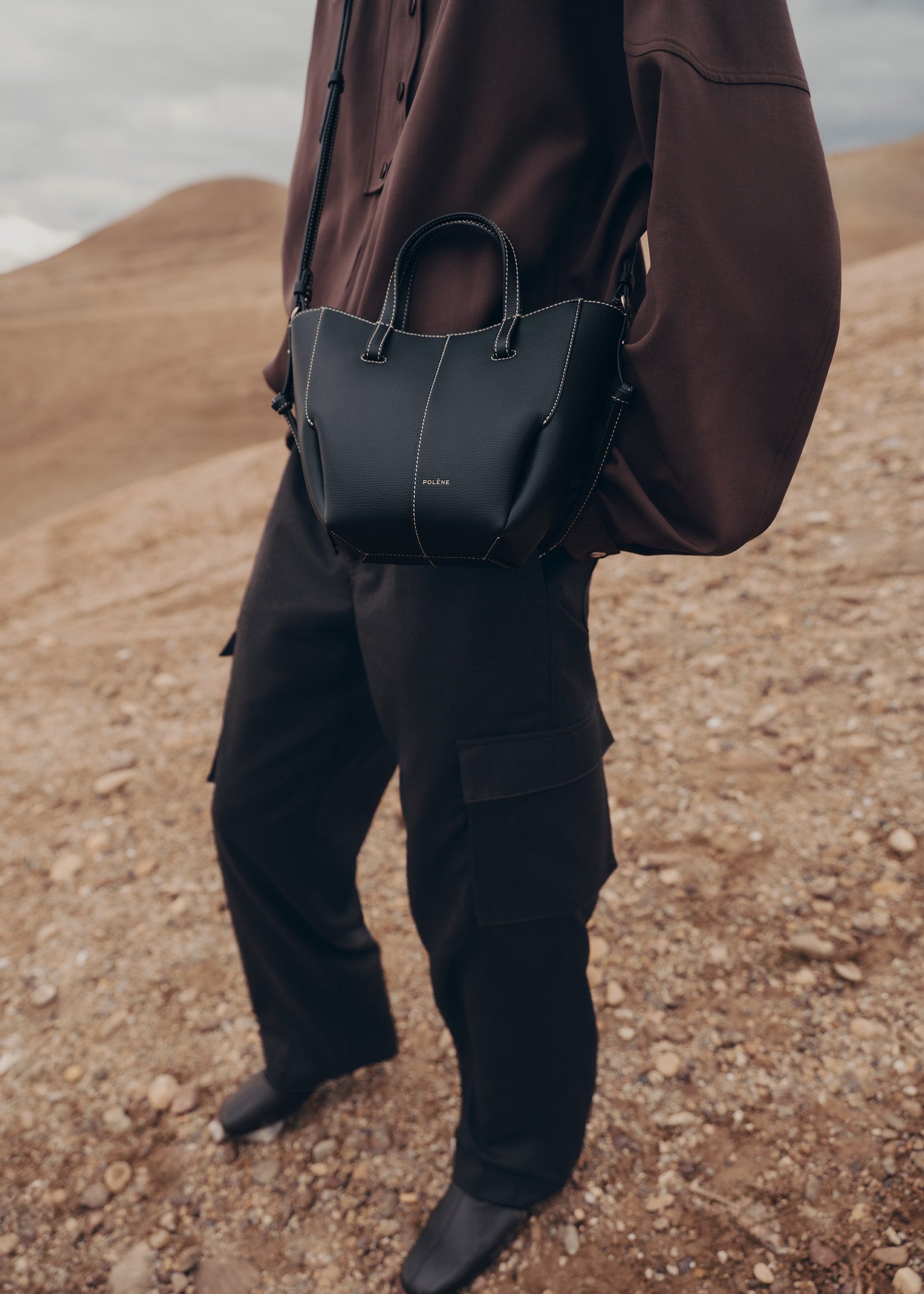 Cyme Tote Nano - Schwarz Nähte Ecru Genarbtes Leder