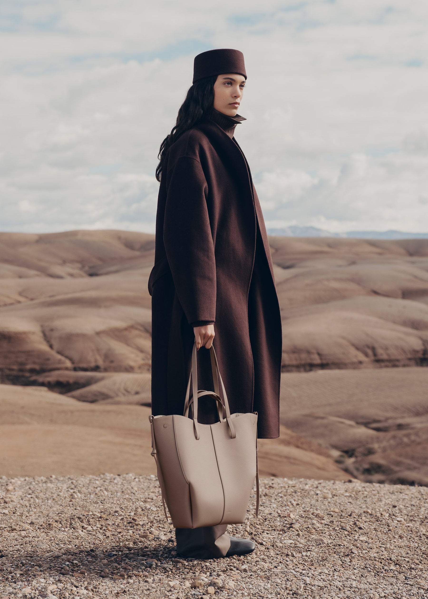 Cyme Tote - Taupe Genarbtes Leder