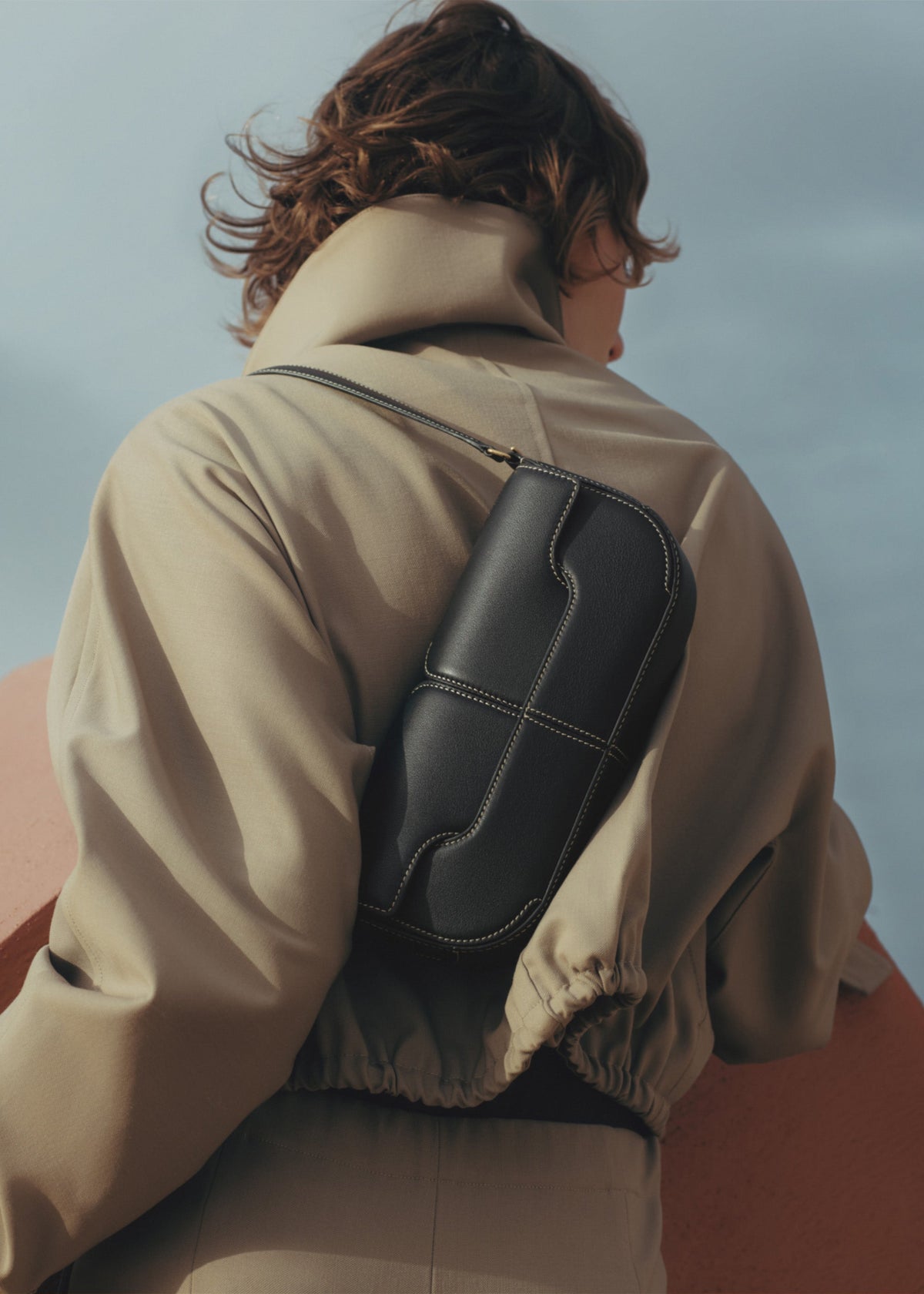 Osmo - Schwarz Glattes Leder Nähte in Ecru