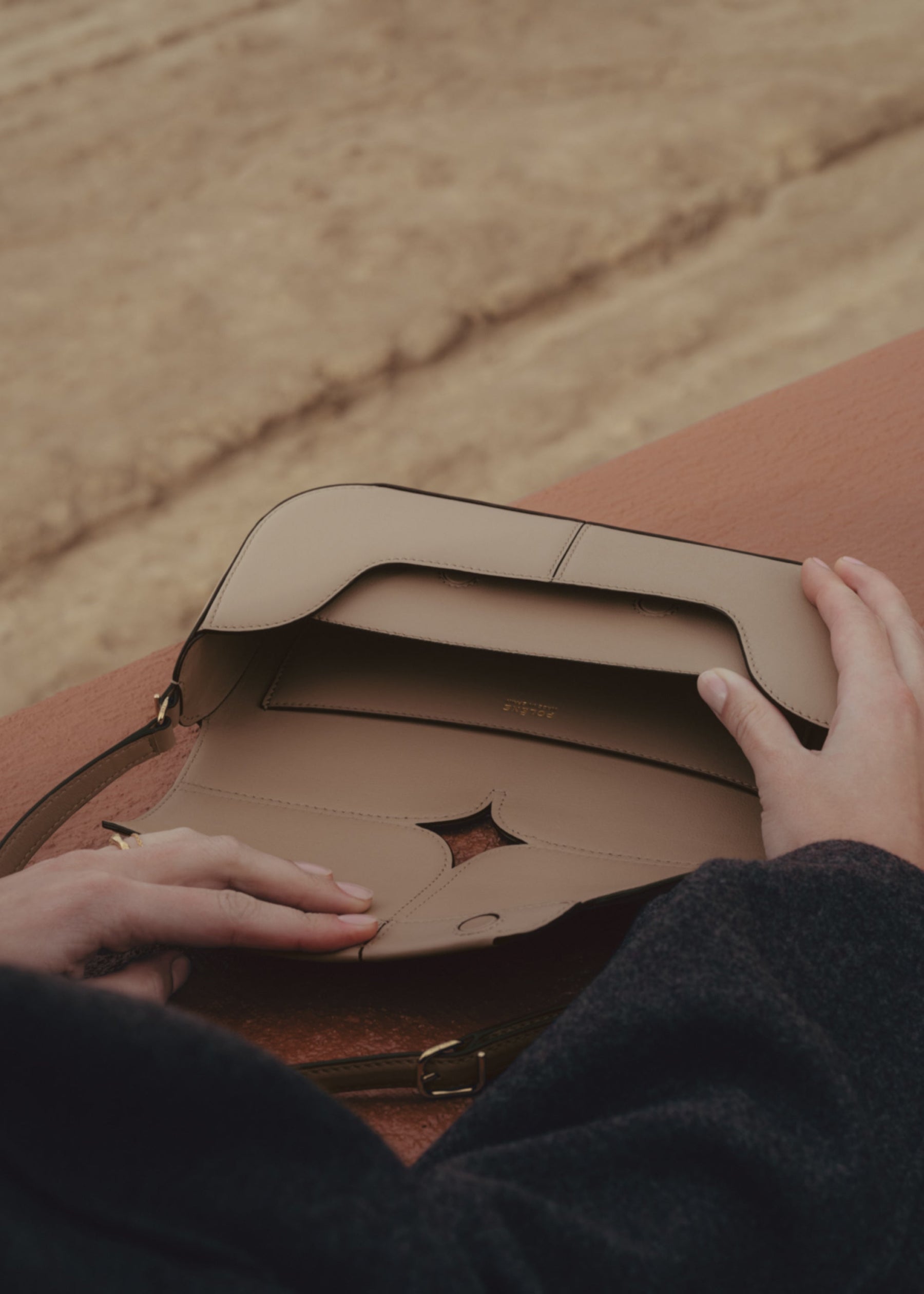 Osmo - Taupe Glattes Leder