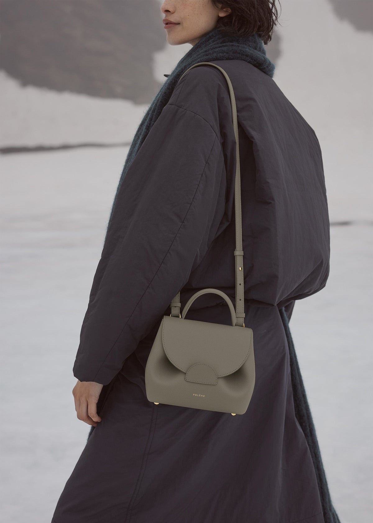 Numéro Un Nano - Olive Genarbtes Leder
