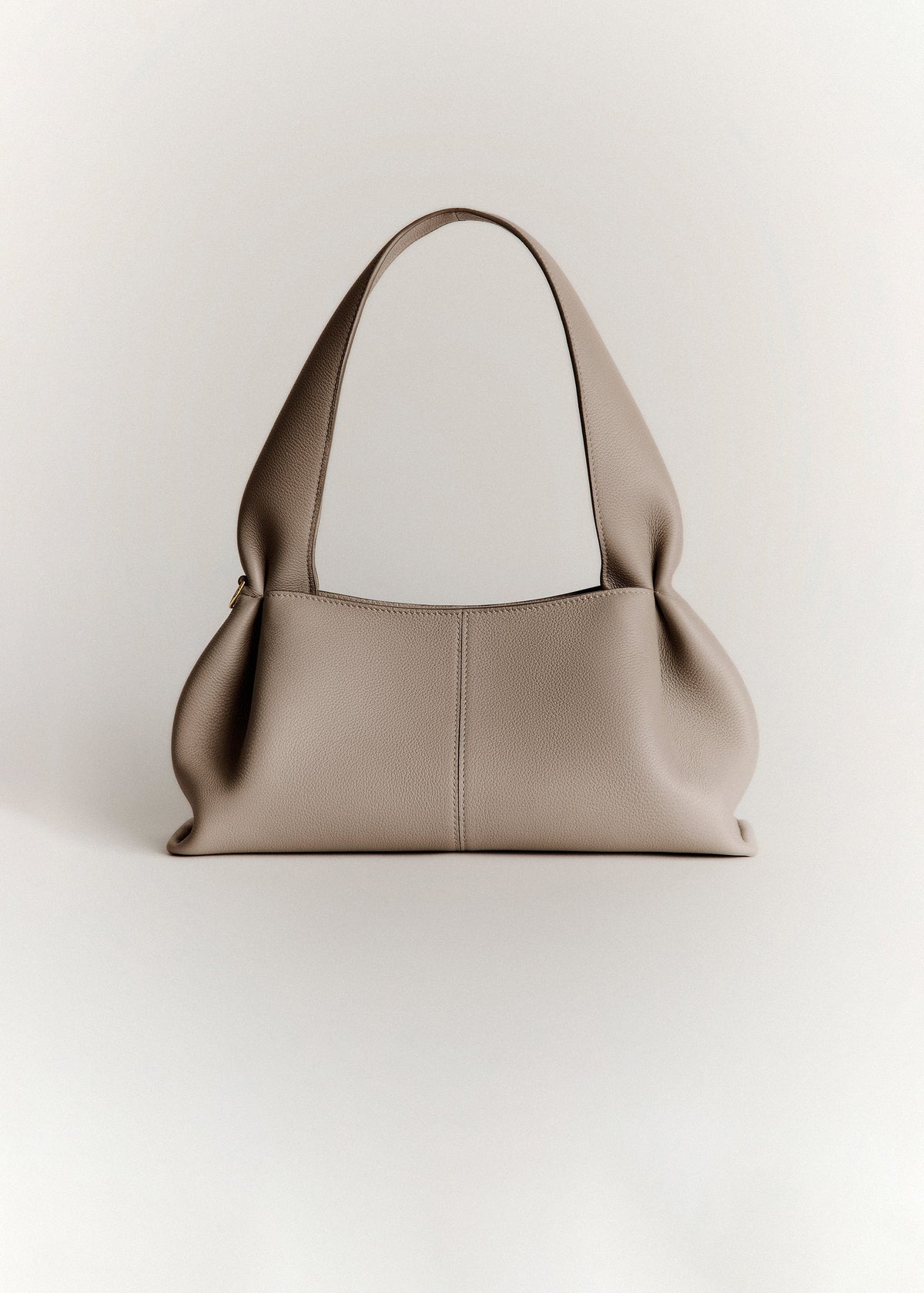 Numéro Neuf East West - Taupe Genarbtes Leder