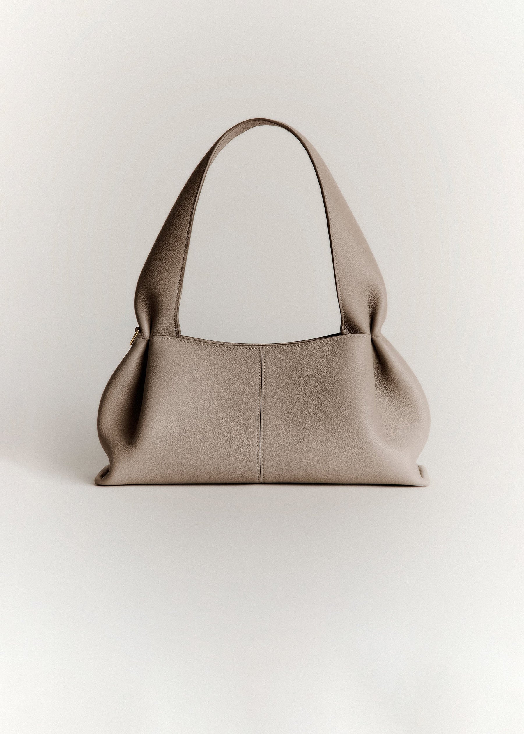 Numéro Neuf East West - Taupe Genarbtes Leder