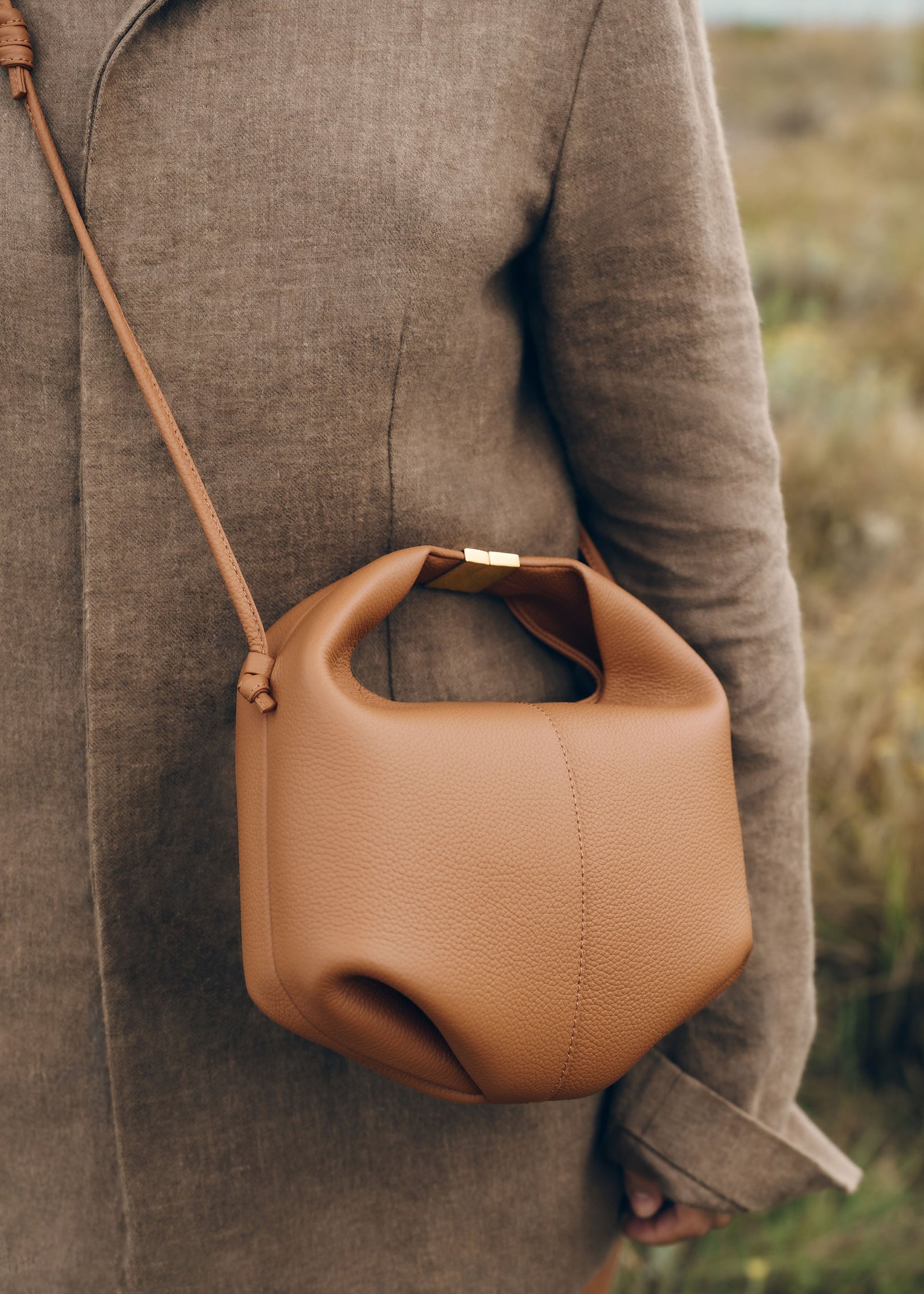 Béri - Camel Genarbtes Leder