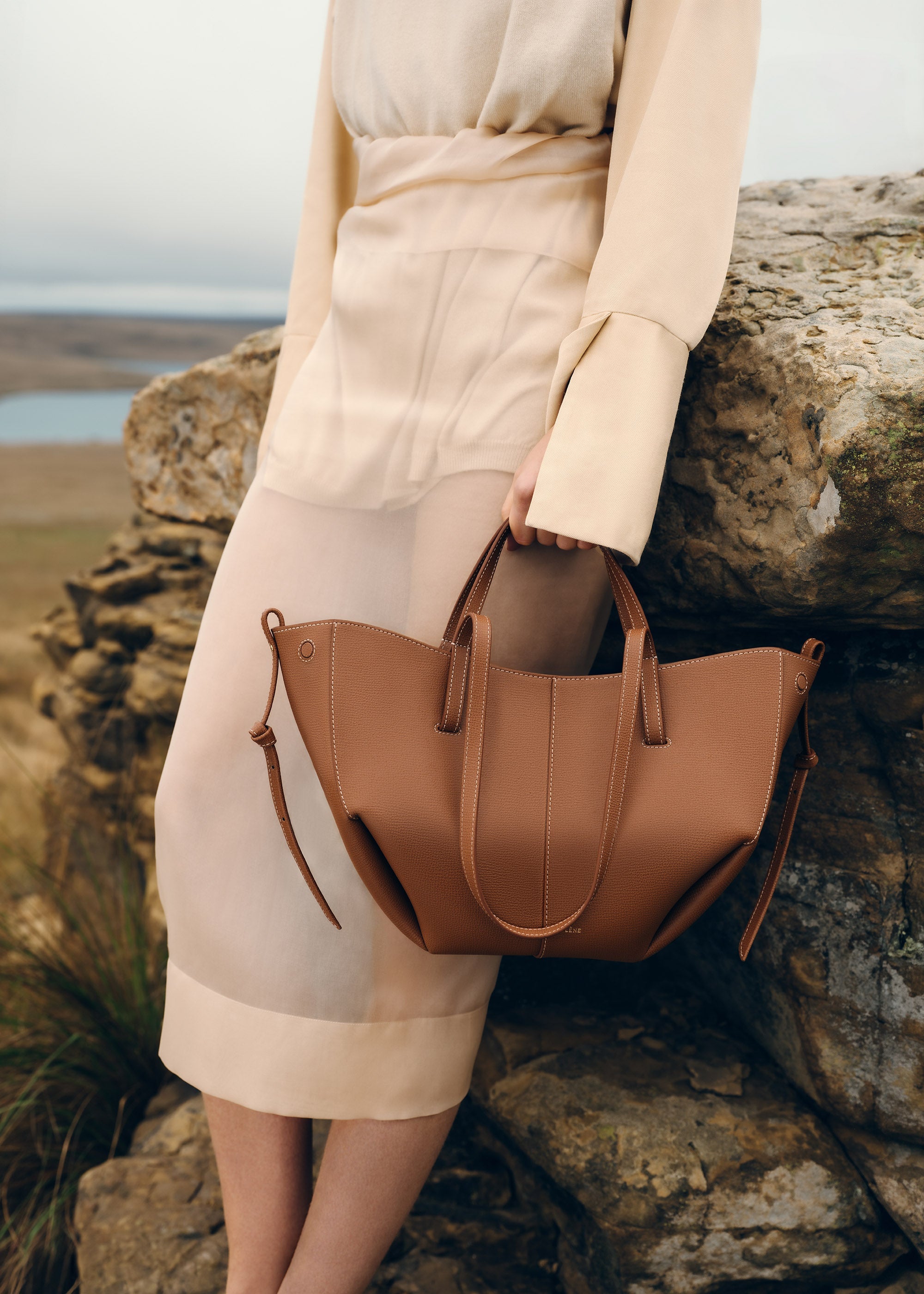 Cyme Mini - Camel Genarbtes Leder