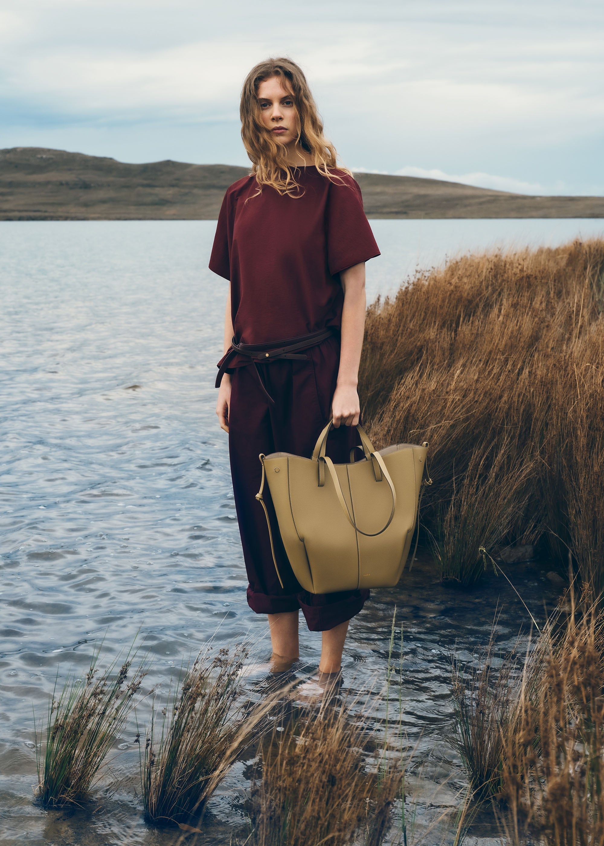 Cyme Tote - Olivbraun Genarbtes Leder