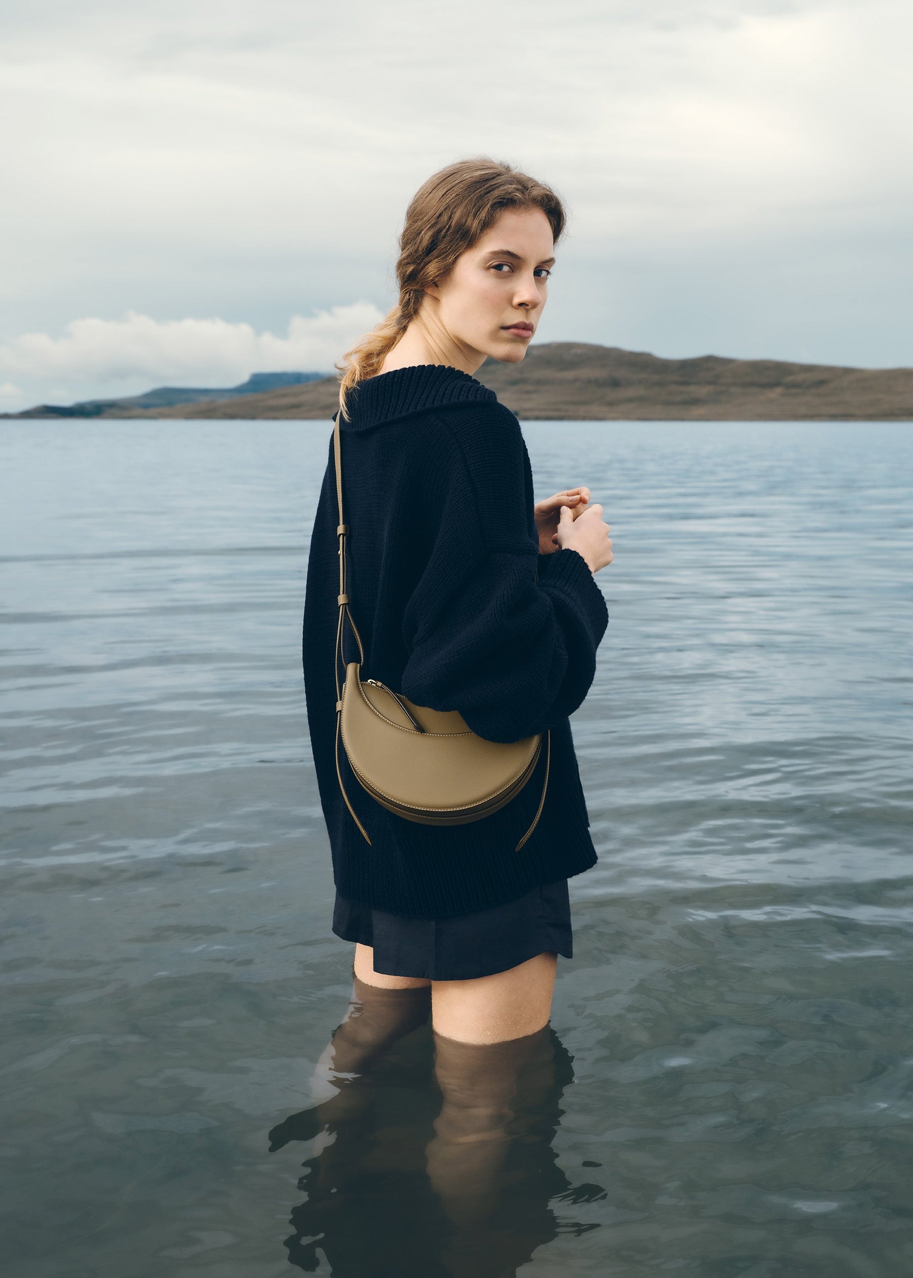 Numéro Dix - Olivbraun Genarbtes Leder