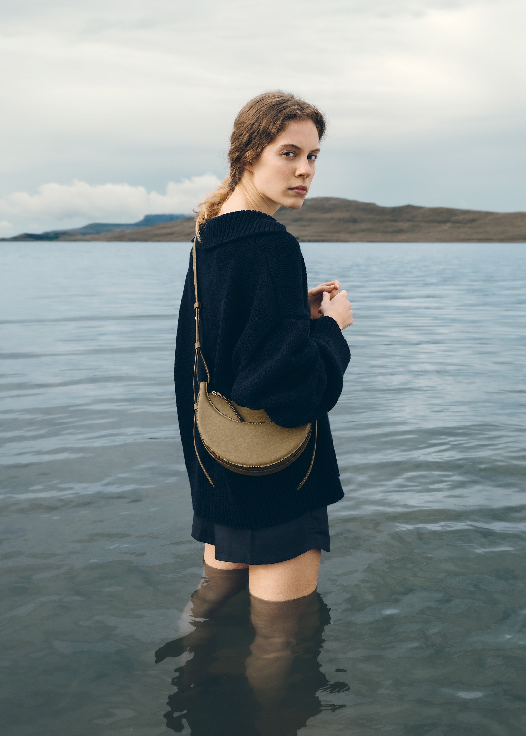 Numéro Dix - Olivbraun Genarbtes Leder