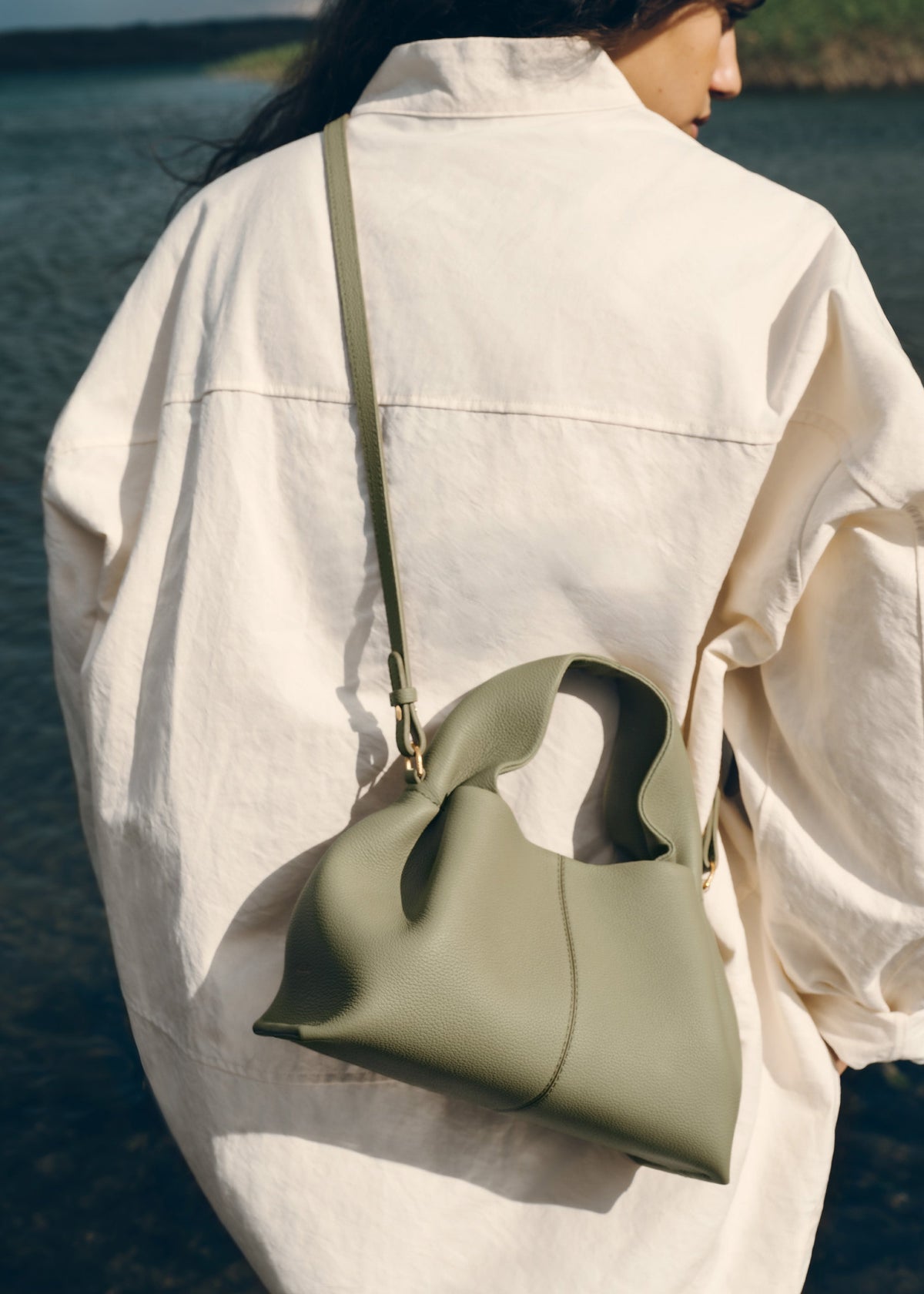 Numéro Neuf Mini - Lindgrün Genarbtes Leder