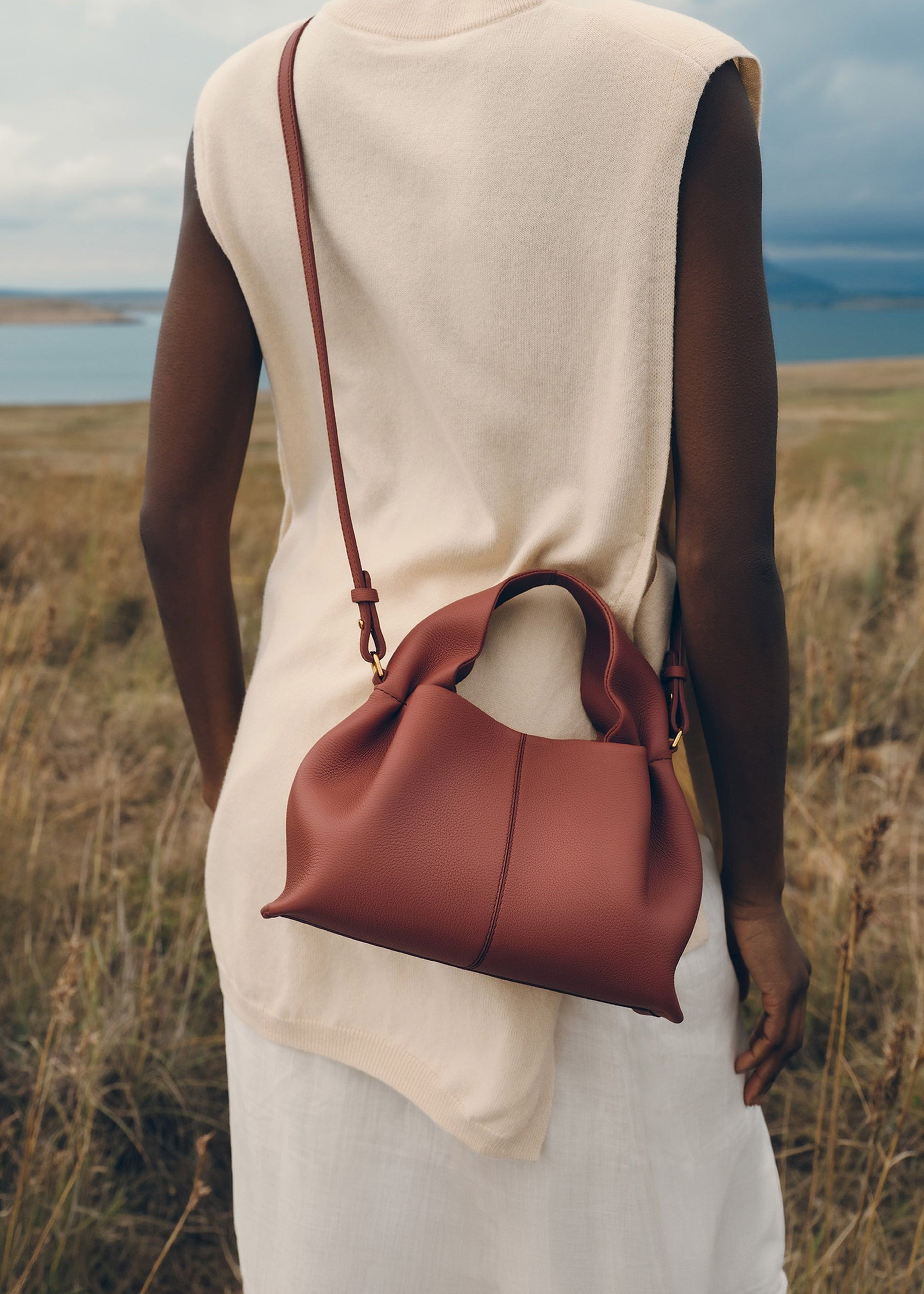 Numéro Neuf Mini - Terracotta Genarbtes Leder