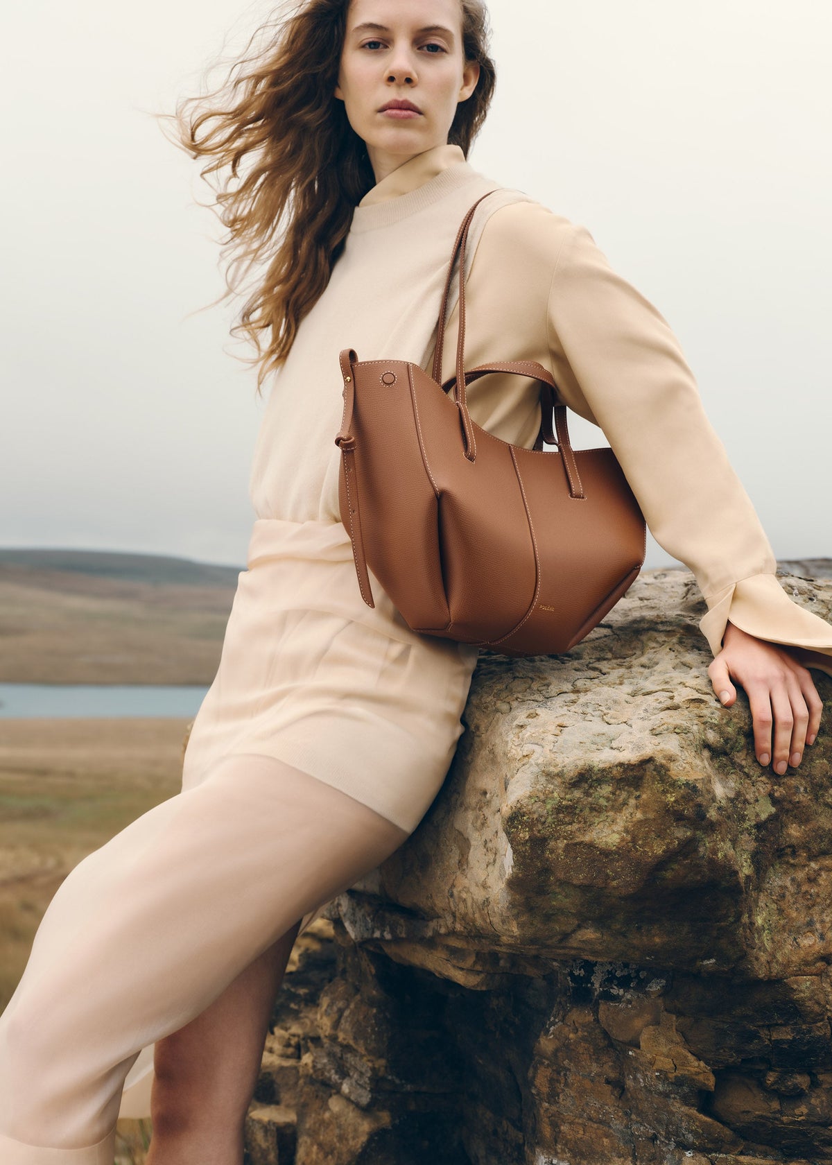 Cyme Mini - Camel Genarbtes Leder